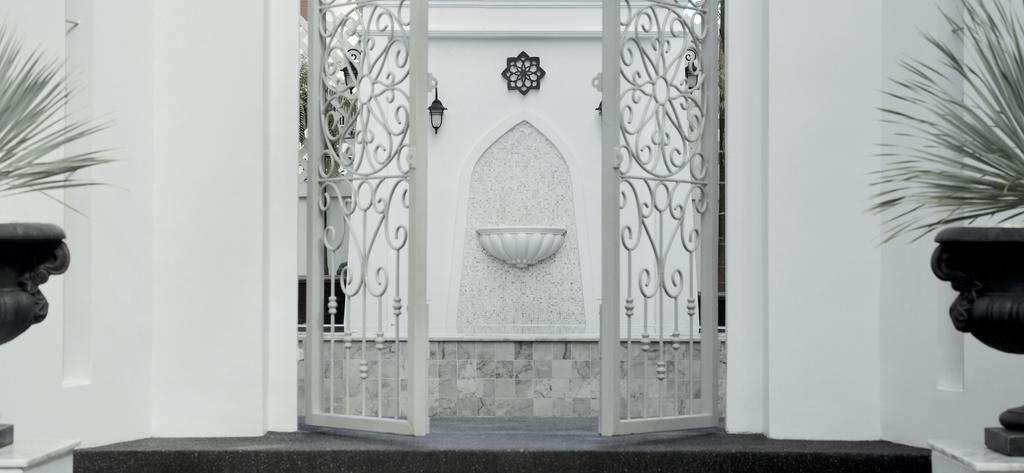 Noursabah Pattaya Hotell Exteriör bild